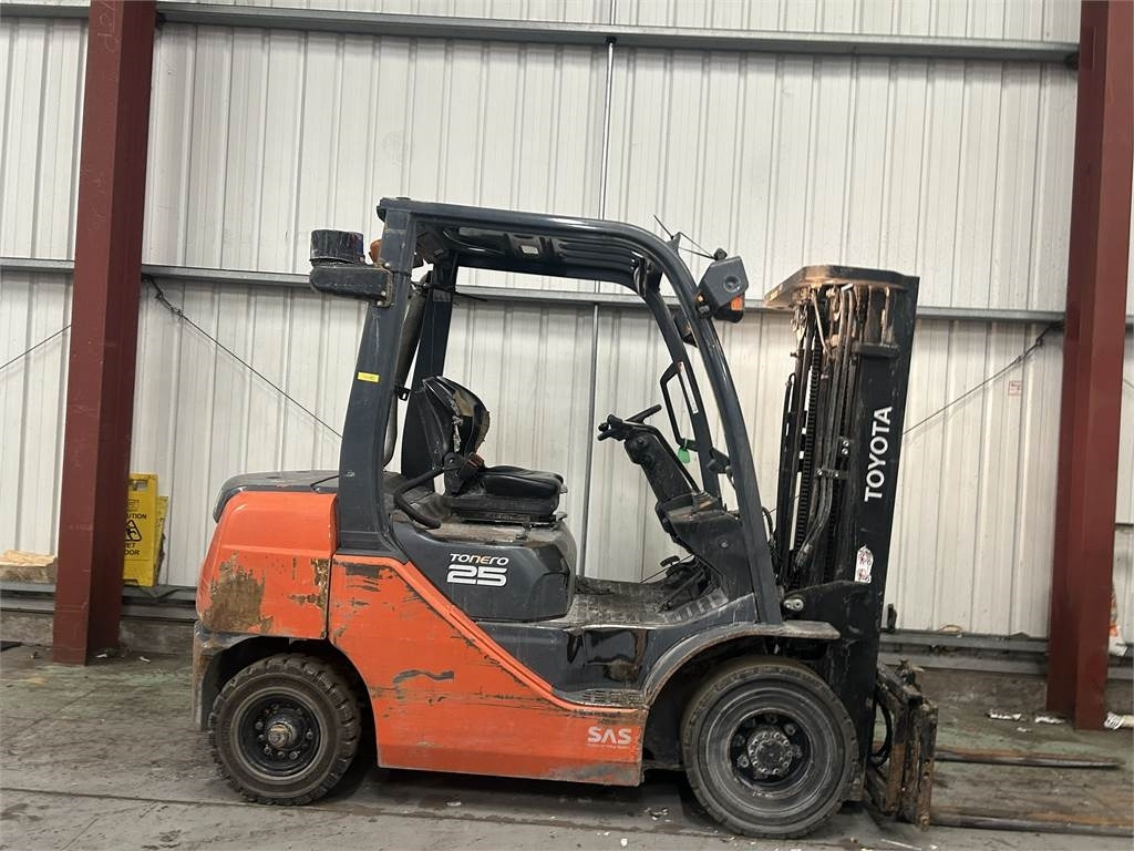 Toyota 02-8FDF25 - Diesel forklift: picture 5 Toyota 02-8FDF25 - Diesel forklift: picture 5