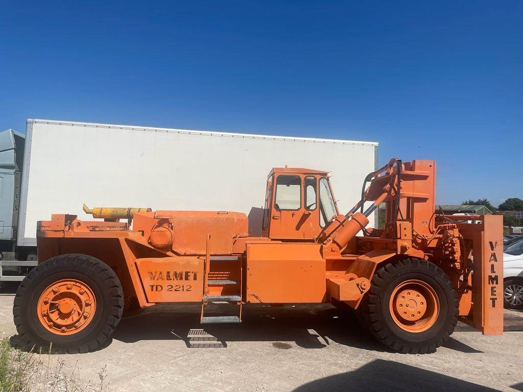 Valmet TD2212 - Diesel forklift: picture 1 Valmet TD2212 - Diesel forklift: picture 1