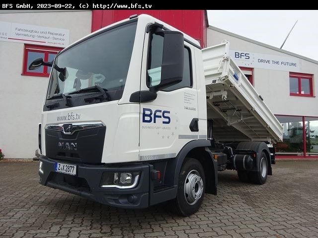 MAN TGL (TG3) 8.220 4x2 BB CH Dreiseitenkipper - Tipper van: picture 1 MAN TGL (TG3) 8.220 4x2 BB CH Dreiseitenkipper - Tipper van: picture 1