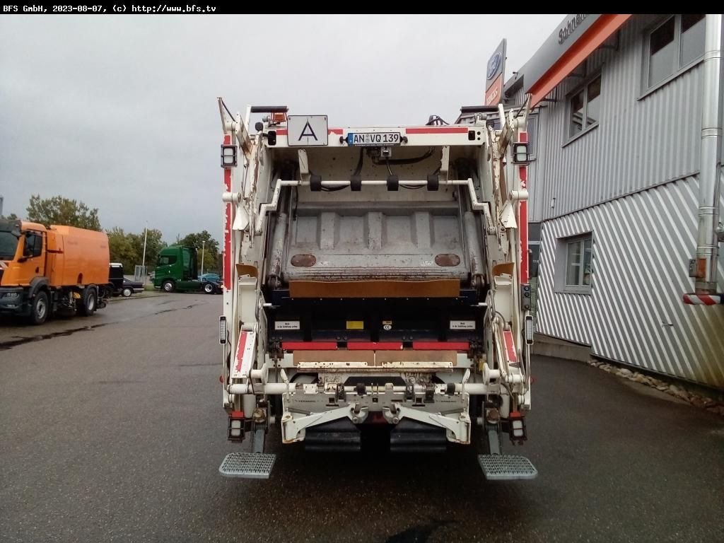 MAN TGS 28.320 6x2-4 BL HS UL Olympus 23 - Euro Max - Garbage truck: picture 3 MAN TGS 28.320 6x2-4 BL HS UL Olympus 23 - Euro Max - Garbage truck: picture 3