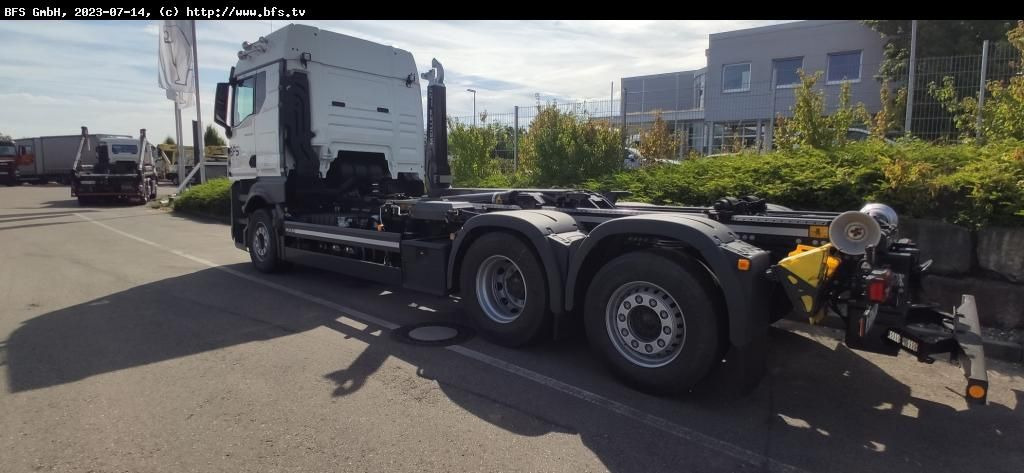 MAN TGX (TG3) 26.510 6x2-4 BL CH RS 21.70 Meiller - Hook lift truck: picture 2 MAN TGX (TG3) 26.510 6x2-4 BL CH RS 21.70 Meiller - Hook lift truck: picture 2