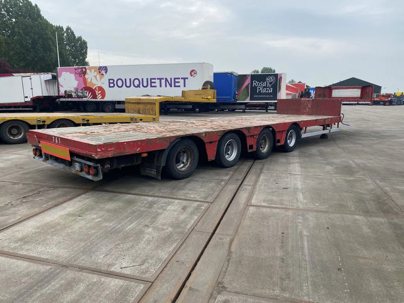 Bodex 4 AXEL 6 METER EXTENDABLE - Low loader semi-trailer: picture 4 Bodex 4 AXEL 6 METER EXTENDABLE - Low loader semi-trailer: picture 4