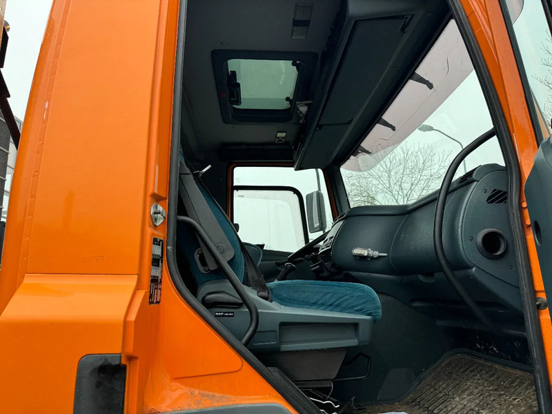 Cab chassis truck DAF CF 75.310 6X4 EURO 3 FULL STEEL MANUAL GEARBOX: picture 17