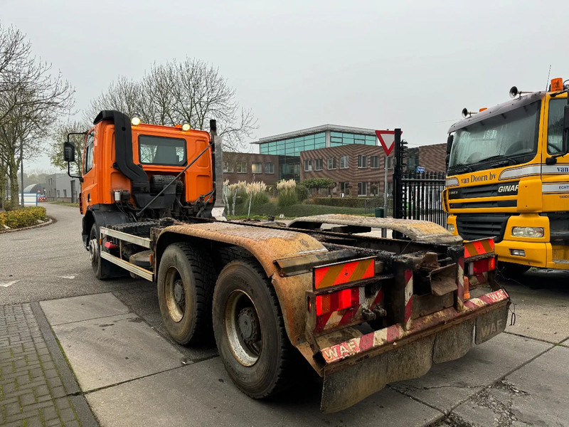 Cab chassis truck DAF CF 75.310 6X4 EURO 3 FULL STEEL MANUAL GEARBOX: picture 6