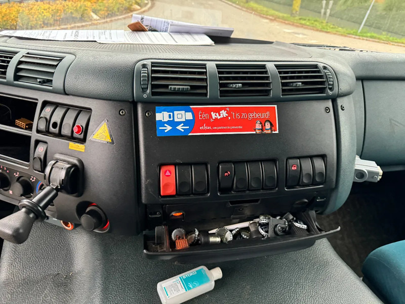 Cab chassis truck DAF CF 75.310 6X4 EURO 3 FULL STEEL MANUAL GEARBOX: picture 15