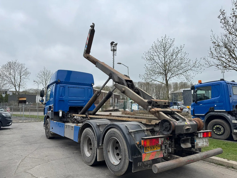 DAF CF 85 6X2 - EURO 5 + VDL HOOK + LIFT AXLE - Hook lift truck: picture 5 DAF CF 85 6X2 - EURO 5 + VDL HOOK + LIFT AXLE - Hook lift truck: picture 5