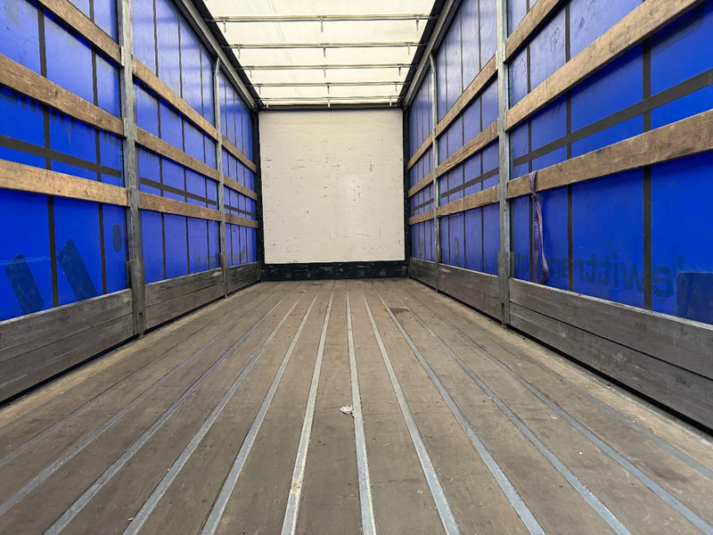 Curtainsider truck DAF XF 460 6X2 EURO 6 + HERTOGHS HANGER: picture 16 Curtainsider truck DAF XF 460 6X2 EURO 6 + HERTOGHS HANGER: picture 16