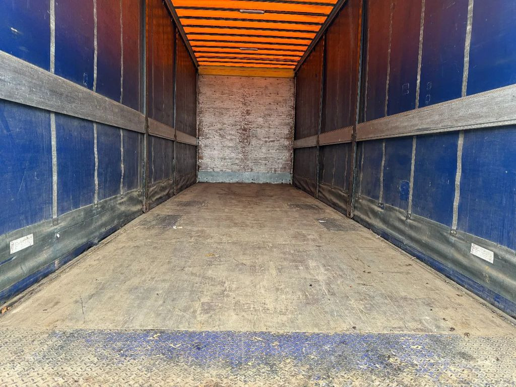 Curtainsider truck MAN TGX 26.400 6X2 - EURO 4 + LIFT + STEERING AXLE +: picture 14