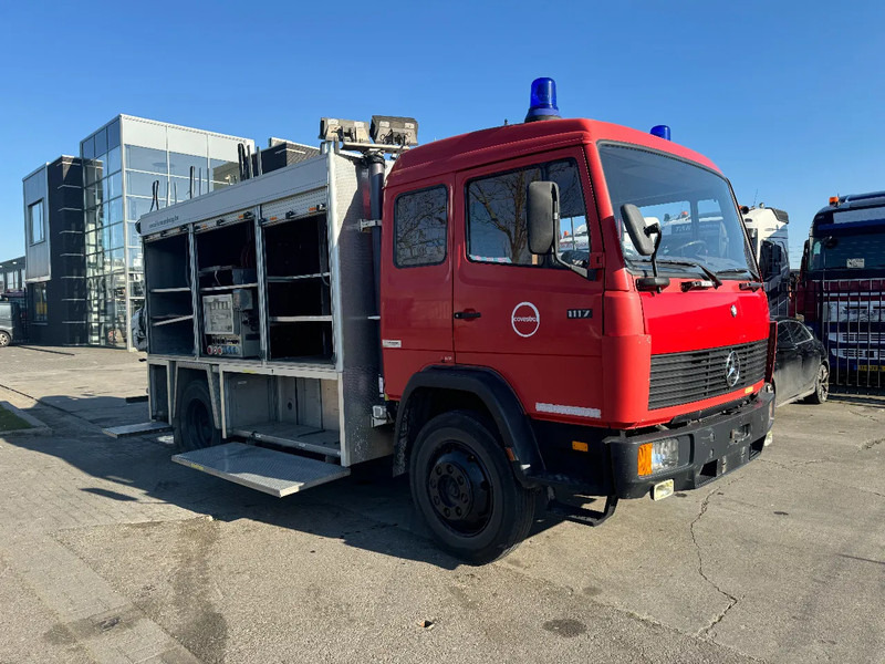 Mercedes-Benz 1117 4X2 FIRE TRUCK HIAB 050A ONLY 105787 KM - Fire truck: picture 5 Mercedes-Benz 1117 4X2 FIRE TRUCK HIAB 050A ONLY 105787 KM - Fire truck: picture 5
