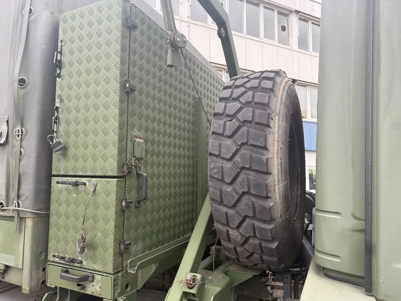 Mercedes-Benz ATEGO 1018 A 4X4 ONLY 63965 KM - Curtainsider truck: picture 4 Mercedes-Benz ATEGO 1018 A 4X4 ONLY 63965 KM - Curtainsider truck: picture 4