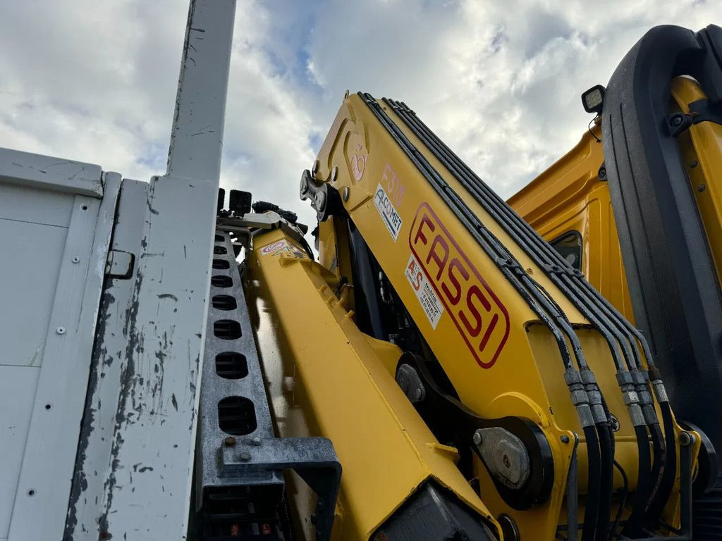 Mercedes-Benz Actros 4448 - 8X4 + EURO 6 + FASSI F315 + REMOTE - Dropside/ Flatbed truck, Crane truck: picture 5 Mercedes-Benz Actros 4448 - 8X4 + EURO 6 + FASSI F315 + REMOTE - Dropside/ Flatbed truck, Crane truck: picture 5