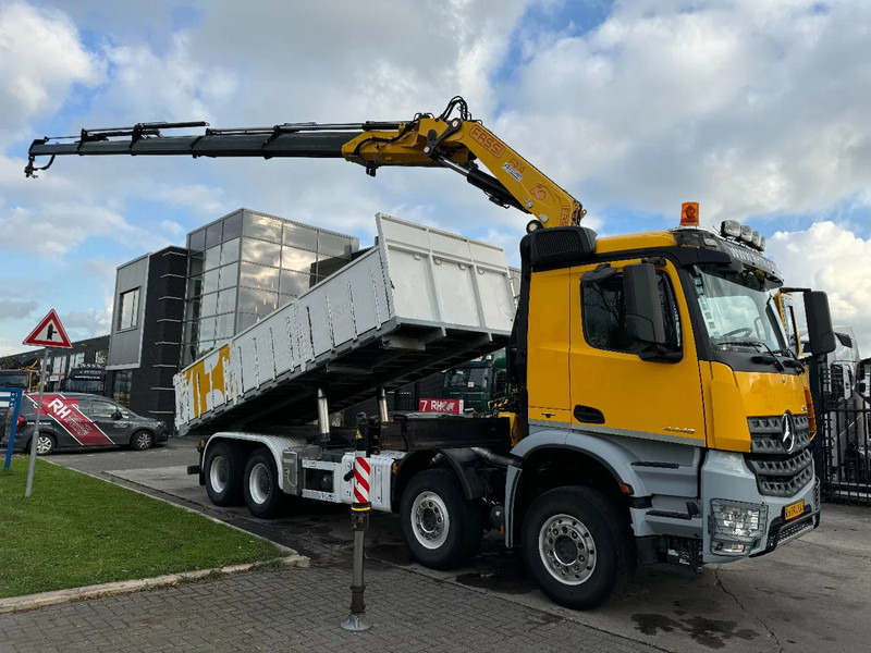 Mercedes-Benz Arocs 4448 8X4 + EURO 6 + FASSI F315 + REMOTE + KIPPER + STEERING AXLE - Tipper, Crane truck: picture 2 Mercedes-Benz Arocs 4448 8X4 + EURO 6 + FASSI F315 + REMOTE + KIPPER + STEERING AXLE - Tipper, Crane truck: picture 2