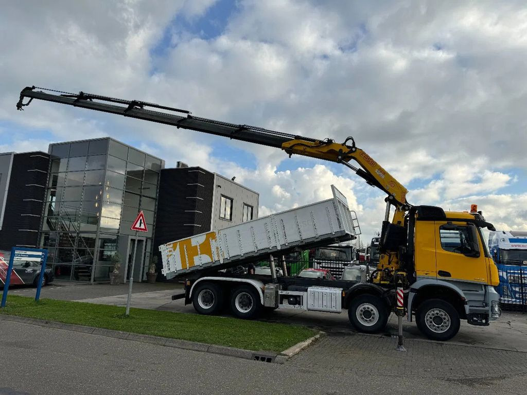 Mercedes-Benz Arocs 4448 8X4 + EURO 6 + FASSI F315 + REMOTE + - Crane truck, Tipper: picture 3 Mercedes-Benz Arocs 4448 8X4 + EURO 6 + FASSI F315 + REMOTE + - Crane truck, Tipper: picture 3