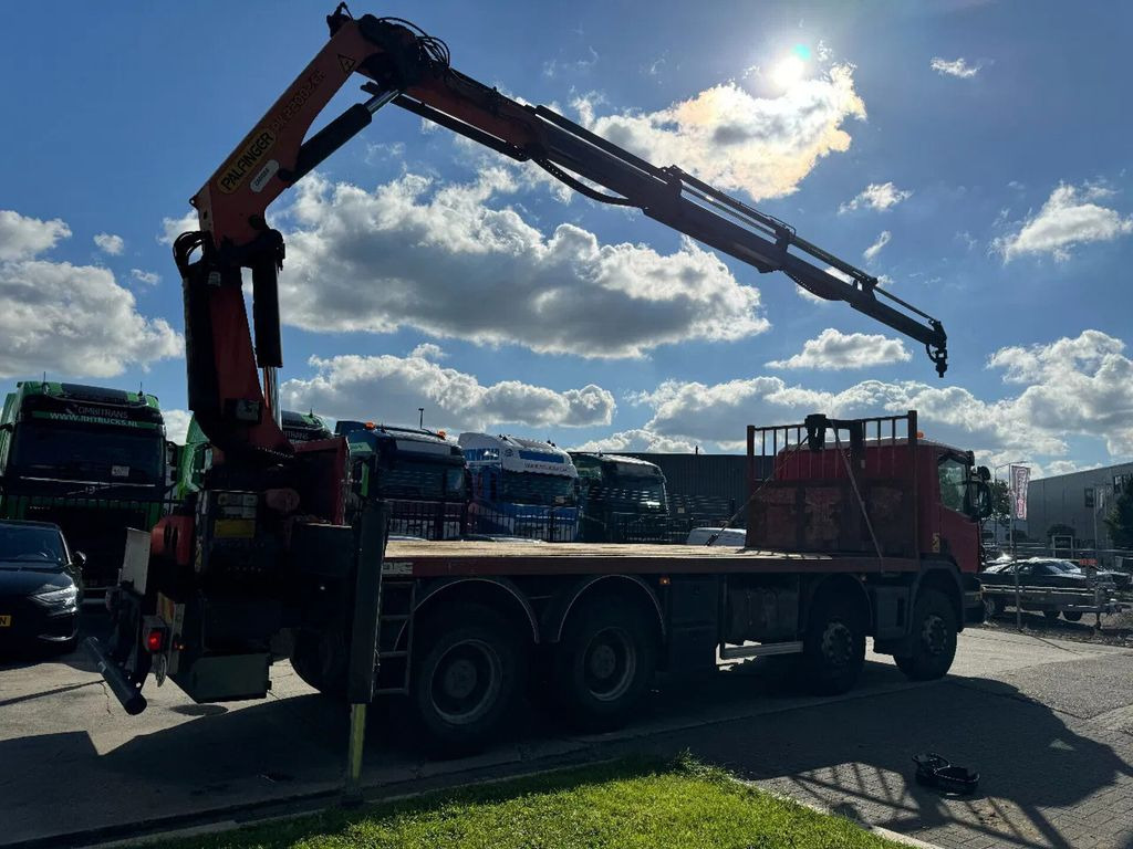 Scania P360 8X4 - EURO 5 + PALFINGER PK22002-EH + REMOT - Dropside/ Flatbed truck, Crane truck: picture 4 Scania P360 8X4 - EURO 5 + PALFINGER PK22002-EH + REMOT - Dropside/ Flatbed truck, Crane truck: picture 4