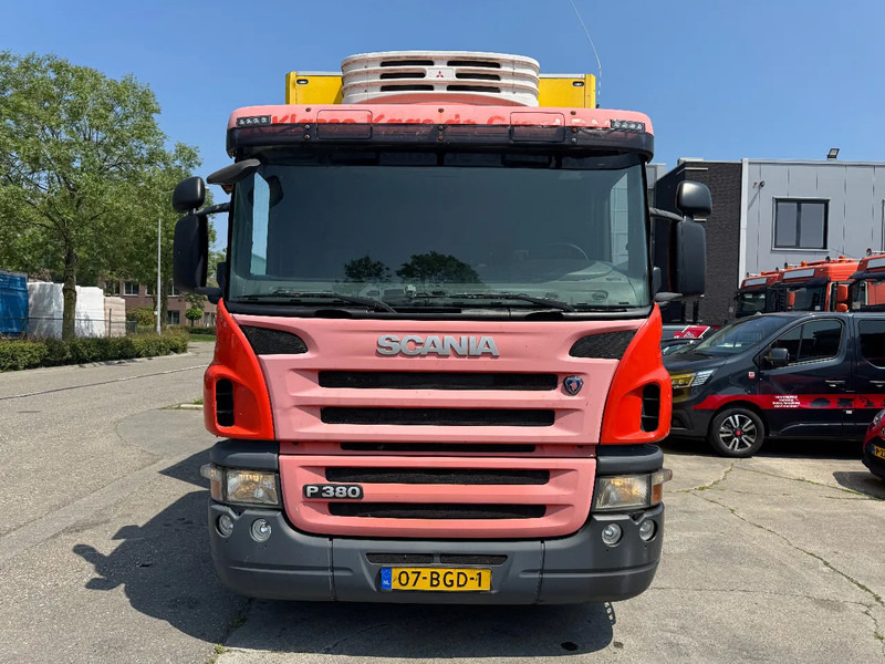 Scania P380 6X2 - EURO 5 + MITSUBISHI COOLING + BÄR LIFT - Refrigerator truck: picture 2 Scania P380 6X2 - EURO 5 + MITSUBISHI COOLING + BÄR LIFT - Refrigerator truck: picture 2