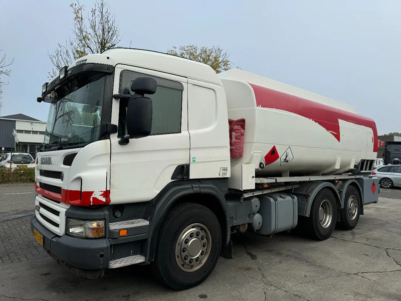 Scania P400 6X2 - EURO 5 + 3 CAMBER + LIFTING AXLE - Tank truck: picture 1 Scania P400 6X2 - EURO 5 + 3 CAMBER + LIFTING AXLE - Tank truck: picture 1