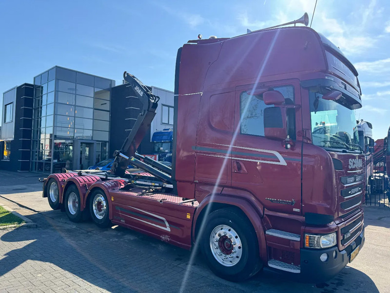 Scania R450 8X2 - EURO 6 + JOAB 24T HOOKLIFT + LIFT/STEERING AXLE - Hook lift truck: picture 2 Scania R450 8X2 - EURO 6 + JOAB 24T HOOKLIFT + LIFT/STEERING AXLE - Hook lift truck: picture 2