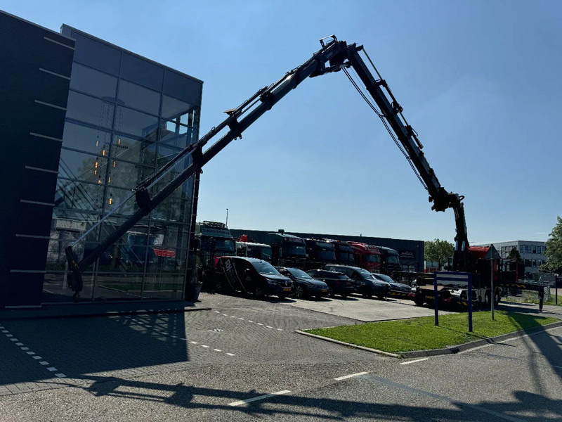 Scania R560 V8 8X2 + EFFER CRANE 1550 6S + FLYJIP 6XHYDR + REMOTE + WINCH - Crane truck: picture 5 Scania R560 V8 8X2 + EFFER CRANE 1550 6S + FLYJIP 6XHYDR + REMOTE + WINCH - Crane truck: picture 5