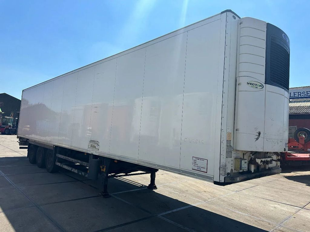 Schmitz Cargobull PRICES FROM €7450 TO €8950,- 4 - Refrigerator semi-trailer: picture 3 Schmitz Cargobull PRICES FROM €7450 TO €8950,- 4 - Refrigerator semi-trailer: picture 3