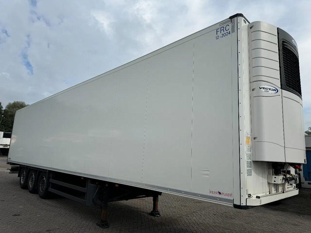 Schmitz Cargobull SCB S3B - 3 AXLE - CARRIER VECTOR 1350 + APK 01- - Refrigerator semi-trailer: picture 3 Schmitz Cargobull SCB S3B - 3 AXLE - CARRIER VECTOR 1350 + APK 01- - Refrigerator semi-trailer: picture 3