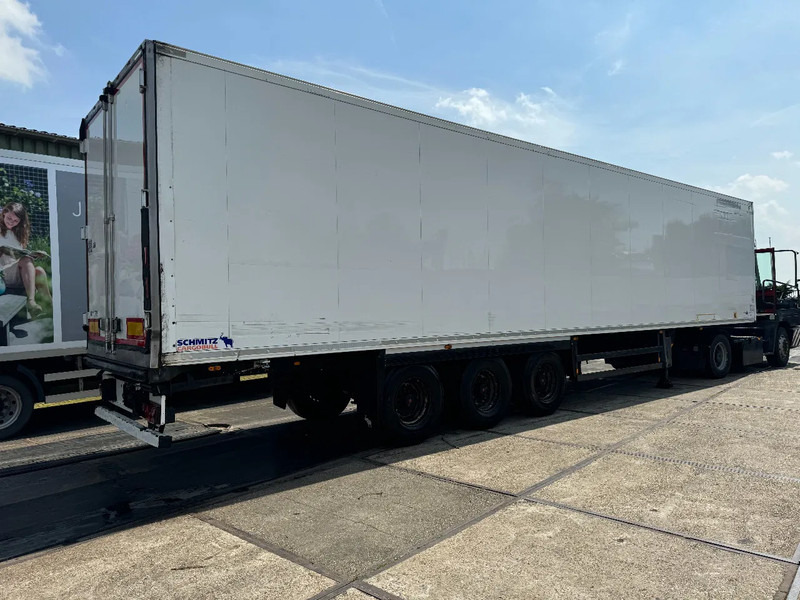Schmitz Cargobull Schmitz Cargobull PRICES FROM €6950 TO €8950,- 40 X CARRIER 1850 MT D/E SAF AXELS - Refrigerator semi-trailer: picture 4 Schmitz Cargobull Schmitz Cargobull PRICES FROM €6950 TO €8950,- 40 X CARRIER 1850 MT D/E SAF AXELS - Refrigerator semi-trailer: picture 4