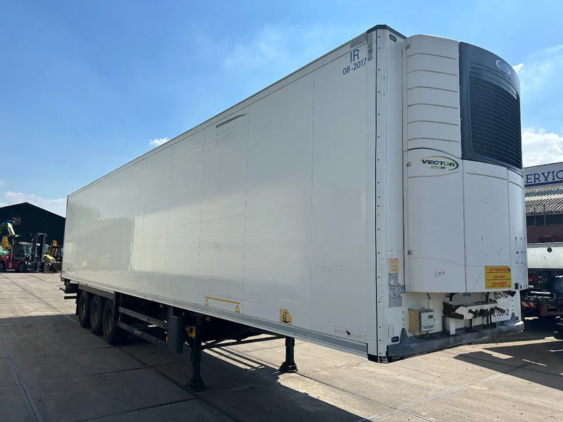 Schmitz Cargobull Schmitz Cargobull PRICES FROM €6950 TO €8950,- 40 X CARRIER 1850 MT D/E SAF AXELS - Refrigerator semi-trailer: picture 5 Schmitz Cargobull Schmitz Cargobull PRICES FROM €6950 TO €8950,- 40 X CARRIER 1850 MT D/E SAF AXELS - Refrigerator semi-trailer: picture 5