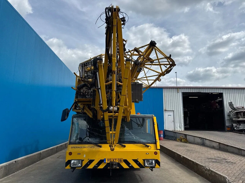 Tower crane Spierings SK377-AT3 MET SCHADE: picture 10