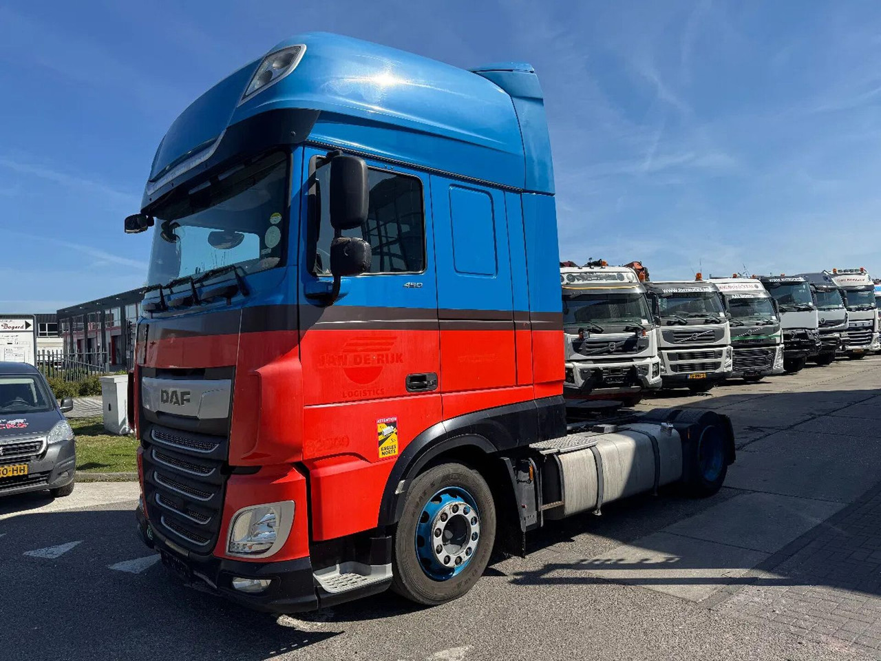 DAF XF 450 4X2 EURO 6 MEGA - Tractor unit: picture 1 DAF XF 450 4X2 EURO 6 MEGA - Tractor unit: picture 1