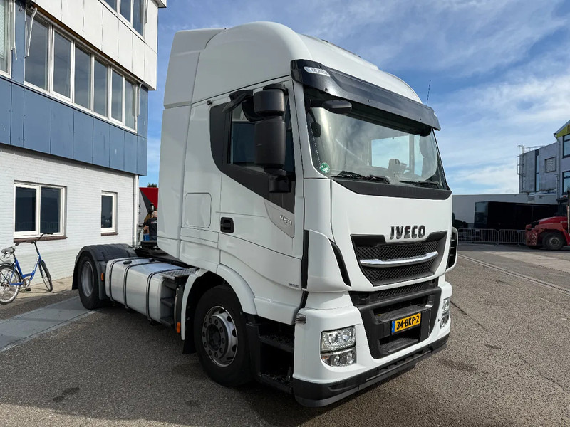 Iveco Stralis 440.42 Iveco AS440STX/P Hi-Way Stralis - Tractor unit: picture 1 Iveco Stralis 440.42 Iveco AS440STX/P Hi-Way Stralis - Tractor unit: picture 1