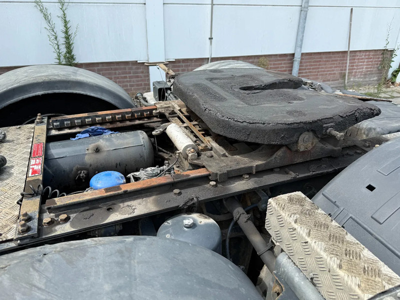 Tractor unit Iveco Stralis 500 6X2 + RETARDER + STEERING AXLE: picture 8