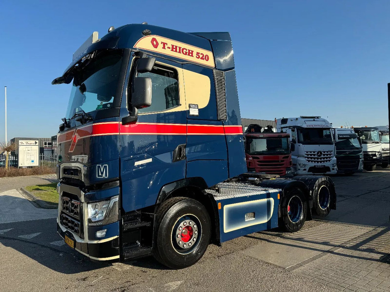 Renault T520 6X2 EURO 6 HYDRAULIC BOOGIE - Tractor unit: picture 1 Renault T520 6X2 EURO 6 HYDRAULIC BOOGIE - Tractor unit: picture 1