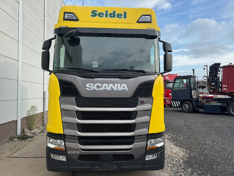 Scania S450 NGS 4X2 EURO 6 RETARDER SKIRTS SPOILERS 4 UNITS AVAILABLE - Tractor unit: picture 3 Scania S450 NGS 4X2 EURO 6 RETARDER SKIRTS SPOILERS 4 UNITS AVAILABLE - Tractor unit: picture 3