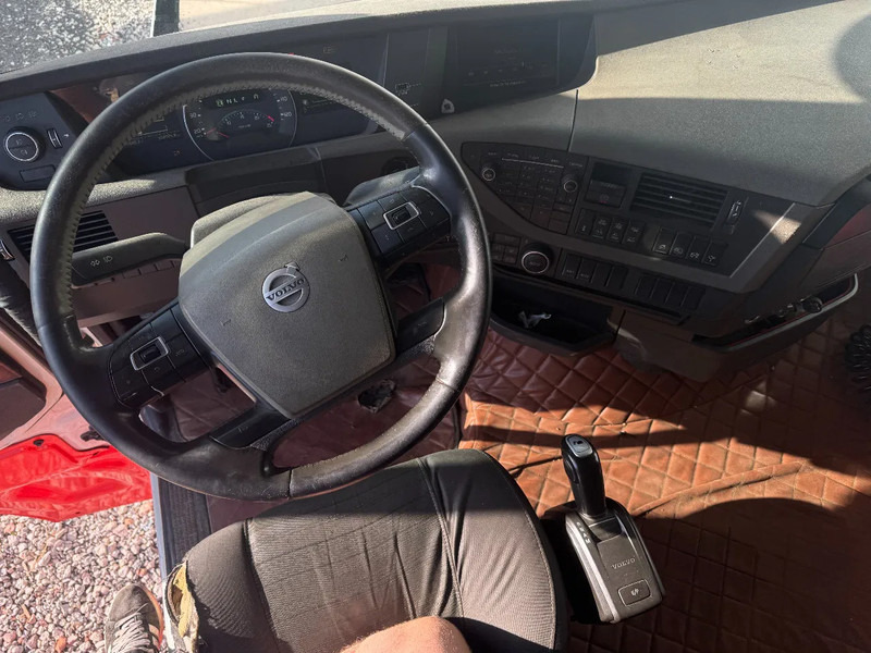 Tractor unit Volvo FH 13.540 8X4, 150 TON, INTARDER, 566862 KM: picture 12