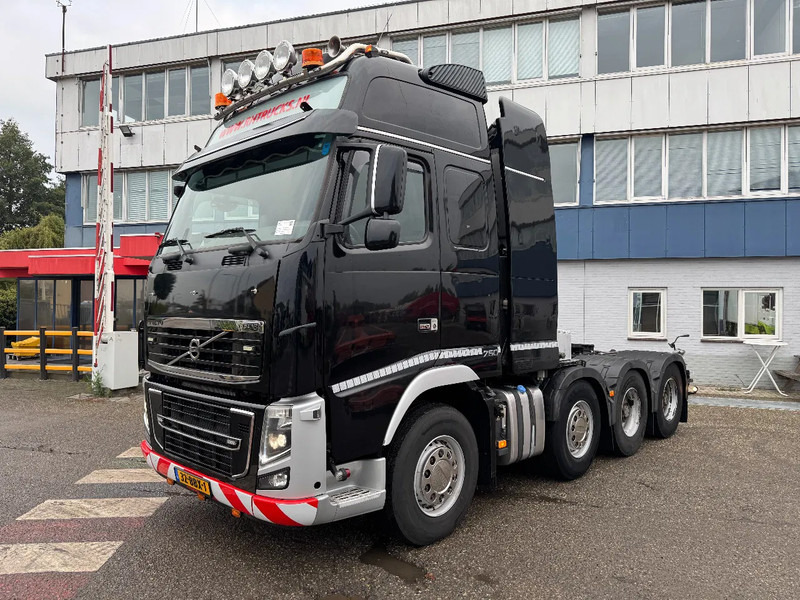 Volvo FH 16.750 8X4 - 160 TON + RETARDER - Tractor unit: picture 1 Volvo FH 16.750 8X4 - 160 TON + RETARDER - Tractor unit: picture 1