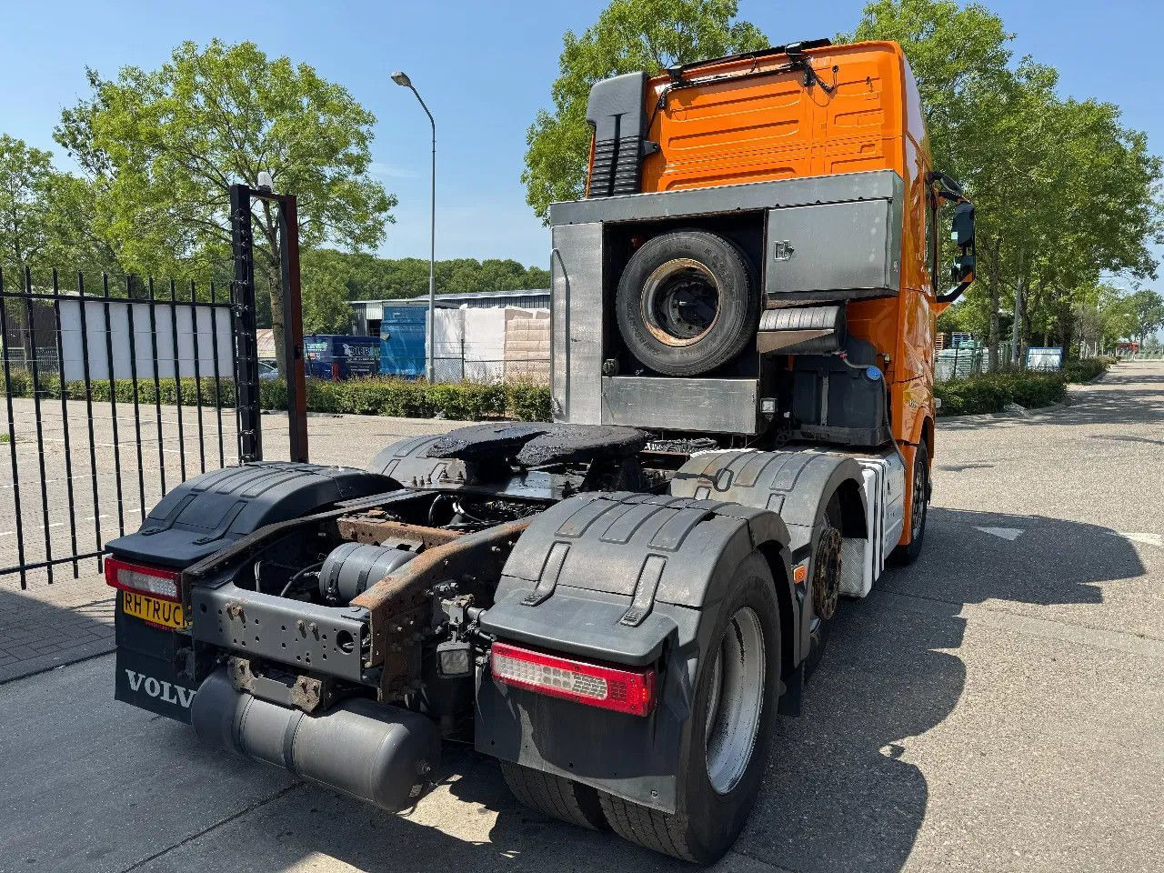 Volvo FH 460 6X2 EURO 6 RETARDER - Tractor unit: picture 5 Volvo FH 460 6X2 EURO 6 RETARDER - Tractor unit: picture 5