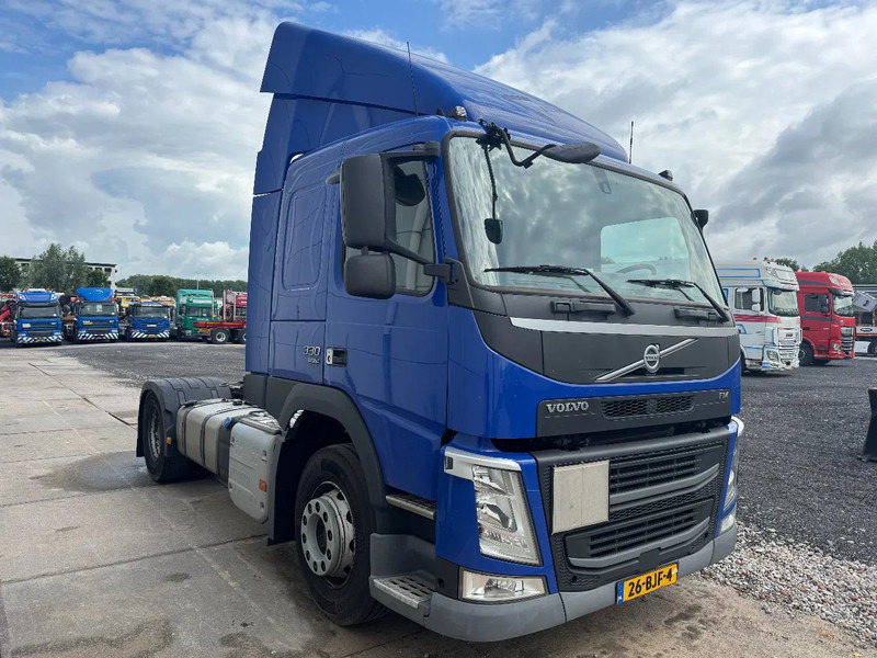 Volvo FM 330 4X2 EURO 6 TÜV TILL 02-2026 - Tractor unit: picture 3 Volvo FM 330 4X2 EURO 6 TÜV TILL 02-2026 - Tractor unit: picture 3