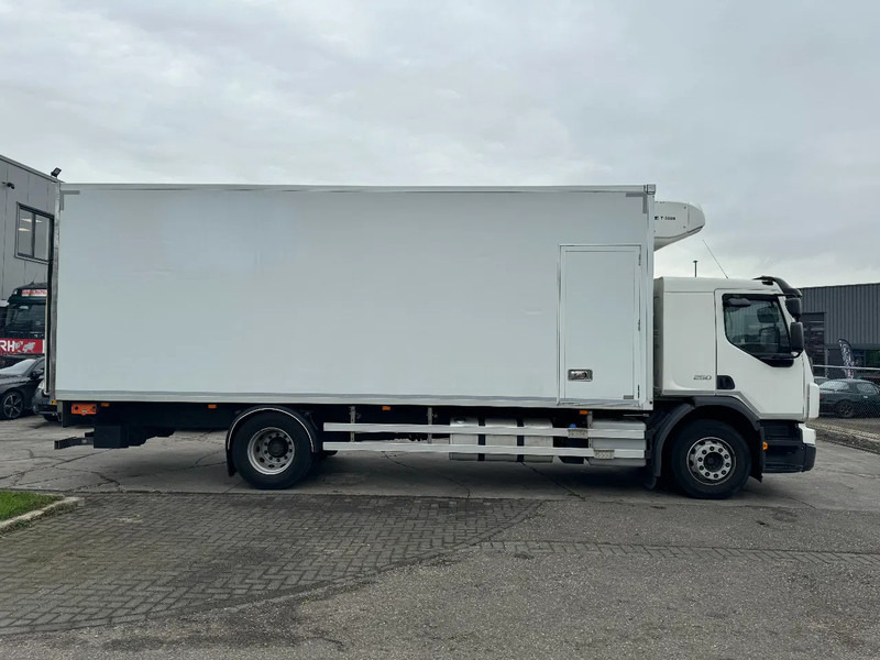 Volvo FE 250 4X2 - EURO 6 + THERMOKING T-500R + DHOLLANDIA LIFT - Refrigerator truck: picture 4 Volvo FE 250 4X2 - EURO 6 + THERMOKING T-500R + DHOLLANDIA LIFT - Refrigerator truck: picture 4