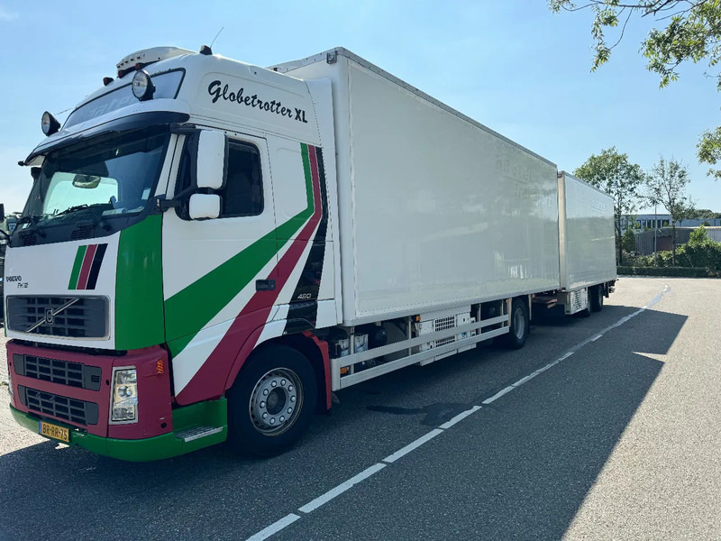 Volvo FH 12.420 4X2 EURO 3+ BURG HANGER + THERMO KING + DHOLLANDIA LIFT - Refrigerator truck: picture 2 Volvo FH 12.420 4X2 EURO 3+ BURG HANGER + THERMO KING + DHOLLANDIA LIFT - Refrigerator truck: picture 2