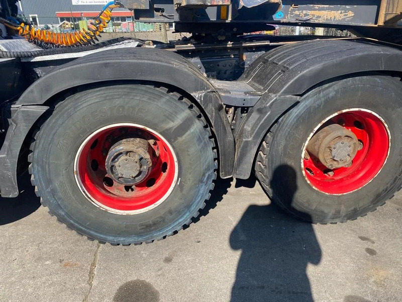 Timber truck, Crane truck Volvo FH 540 6X4 EURO 6 + EPSILON S260Z96 + TRAILER 4 AXLE DOLL: picture 16 Timber truck, Crane truck Volvo FH 540 6X4 EURO 6 + EPSILON S260Z96 + TRAILER 4 AXLE DOLL: picture 16