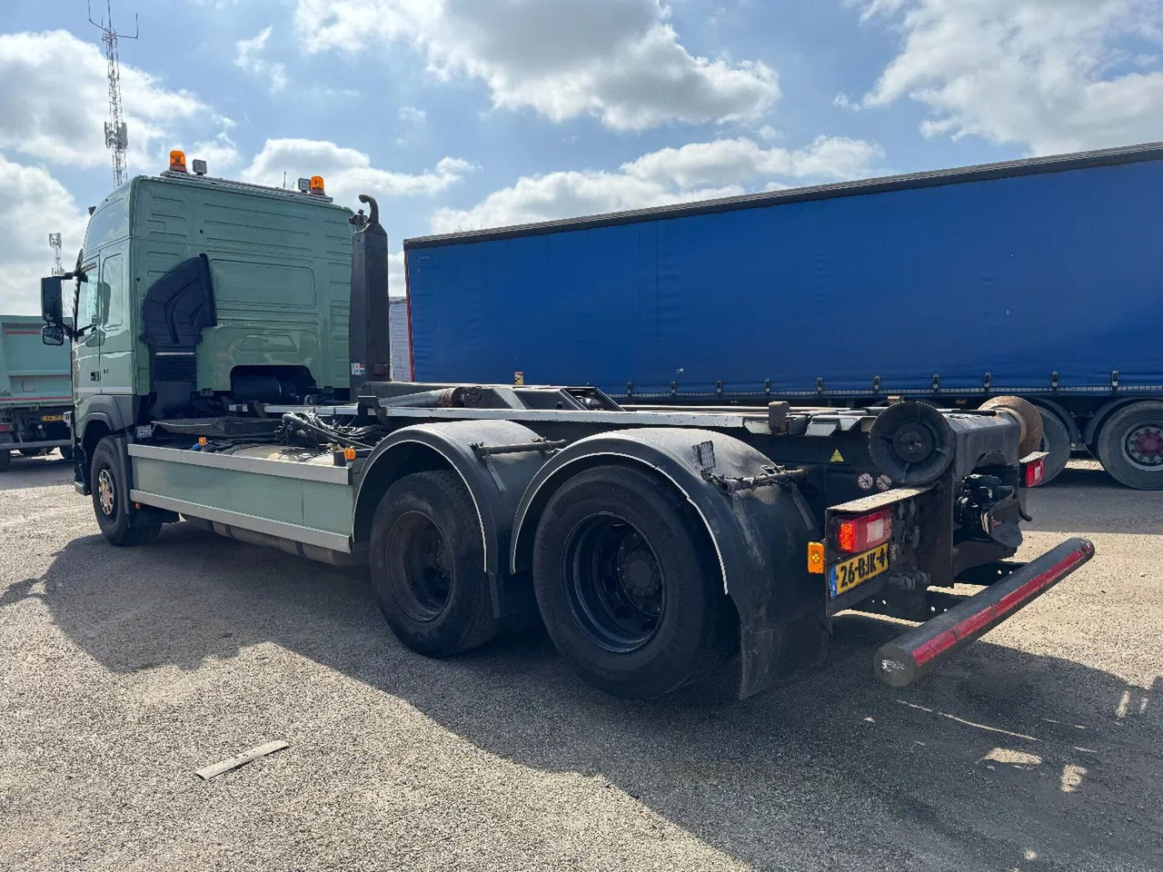 Hook lift truck Volvo FM 410 6X2 EURO 6 VDL 20 T HOOK LIFTING AXLE: picture 15