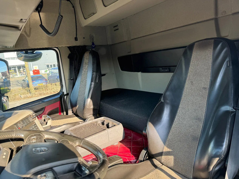 Crane truck Volvo FM 500 8X4 HIAB 288 + REMOTE CONTROL 5TH + 6TH FUNCTION: picture 18 Crane truck Volvo FM 500 8X4 HIAB 288 + REMOTE CONTROL 5TH + 6TH FUNCTION: picture 18