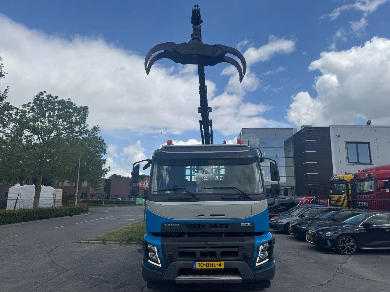 Volvo FMX 460 10X4 HIAB J2640ZT + HULTDINS GRIJPER HUB - Crane truck: picture 3 Volvo FMX 460 10X4 HIAB J2640ZT + HULTDINS GRIJPER HUB - Crane truck: picture 3