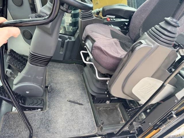 Wheel excavator CAT M 318F: picture 10