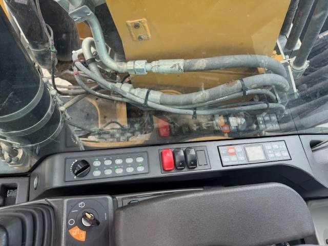 Wheel excavator CAT M 318F: picture 13