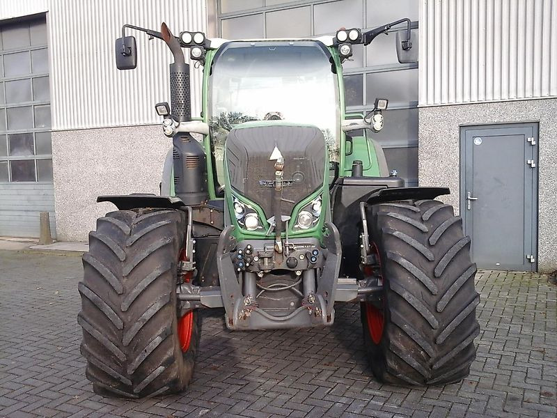 Fendt 720 Vario S4 Profi - Farm tractor: picture 2 Fendt 720 Vario S4 Profi - Farm tractor: picture 2