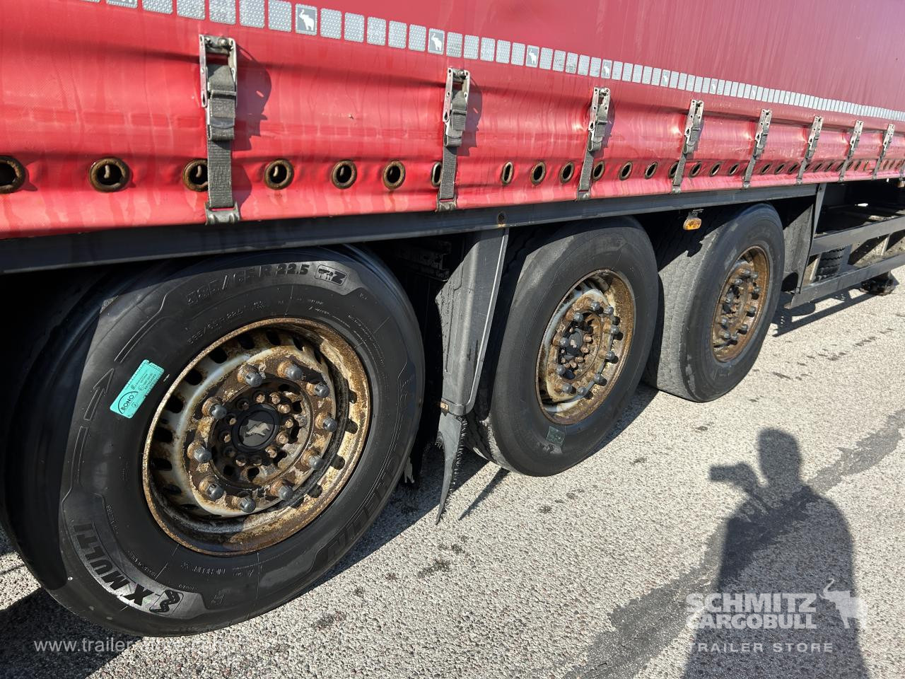 SCHMITZ Curtainsider Standard - Curtainsider semi-trailer: picture 2 SCHMITZ Curtainsider Standard - Curtainsider semi-trailer: picture 2