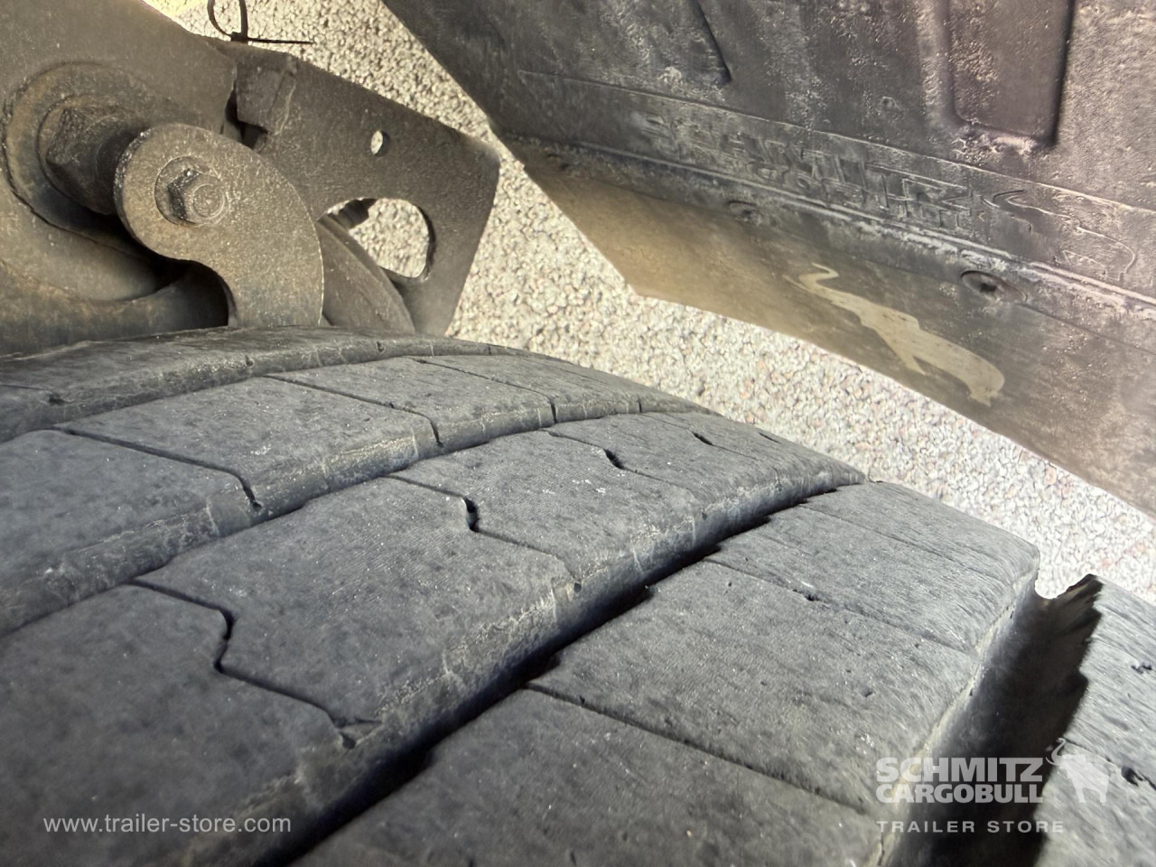 SCHMITZ Reefer Standard Double deck - Isothermal semi-trailer: picture 4 SCHMITZ Reefer Standard Double deck - Isothermal semi-trailer: picture 4