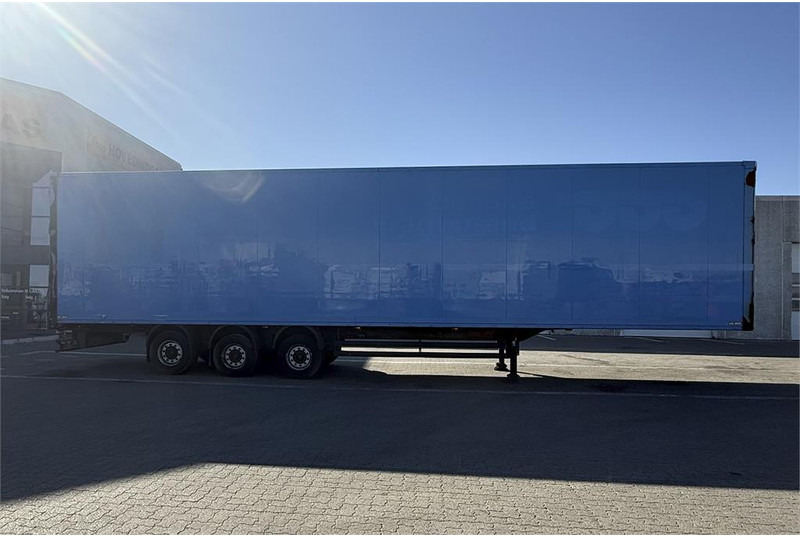 KEL-BERG 34 pl. - Closed box semi-trailer: picture 3 KEL-BERG 34 pl. - Closed box semi-trailer: picture 3