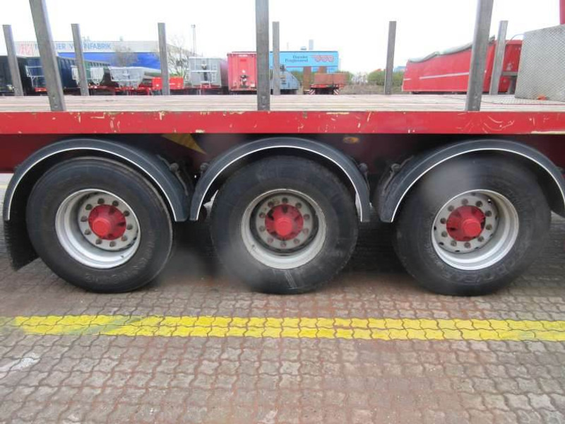 MTDK Cranetrailer/Kranauflieger/Krantrailer - Dropside/ Flatbed semi-trailer: picture 5 MTDK Cranetrailer/Kranauflieger/Krantrailer - Dropside/ Flatbed semi-trailer: picture 5