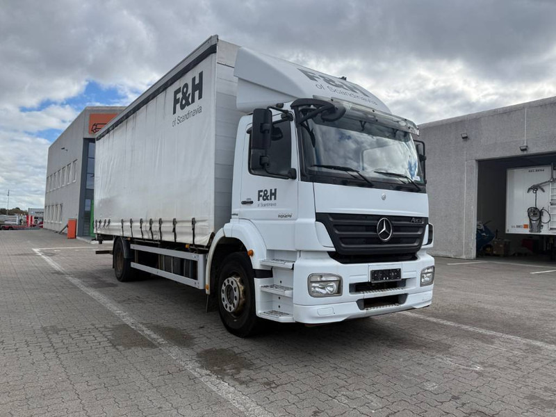 Mercedes-Benz Truck / Lastkraftwagen / Lastbil - Curtainsider truck: picture 1 Mercedes-Benz Truck / Lastkraftwagen / Lastbil - Curtainsider truck: picture 1